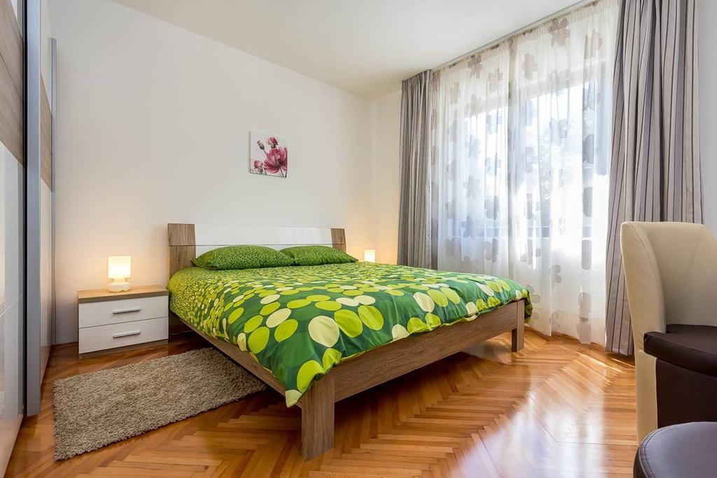 Apartment Viviana Pula Exterior foto